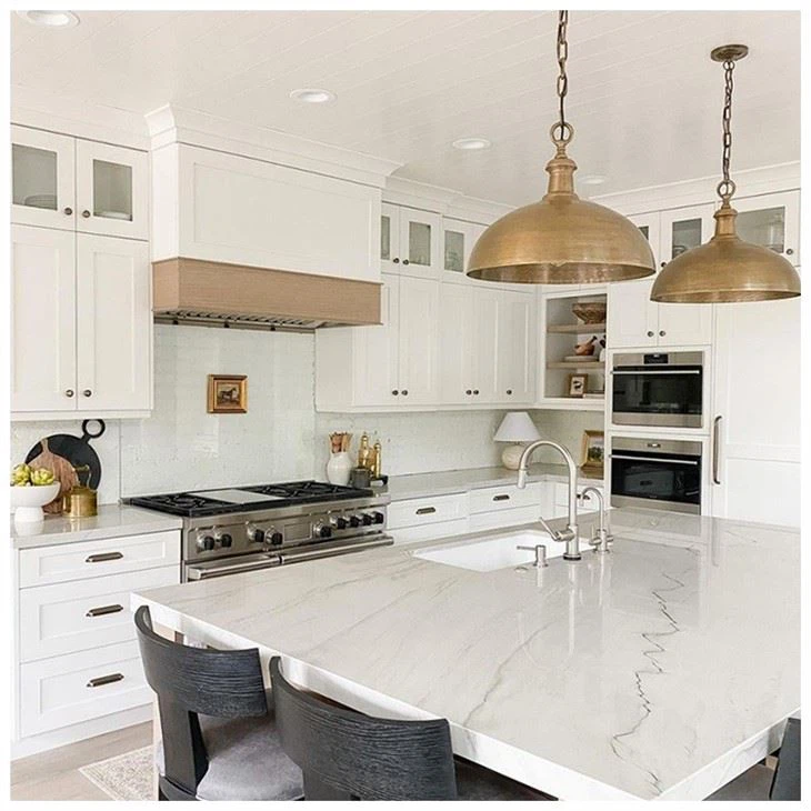 mont blanc quartzite in kitchen
