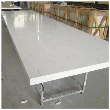 Encimera de cuarzo Bianco Carrara