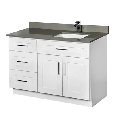Gabinetes de baño pintados de blanco